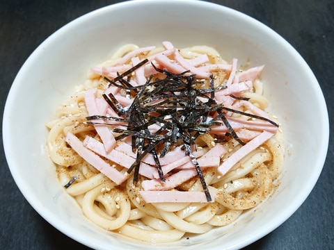 簡単☆きざみハムの冷やし豚骨魚介まぜうどん